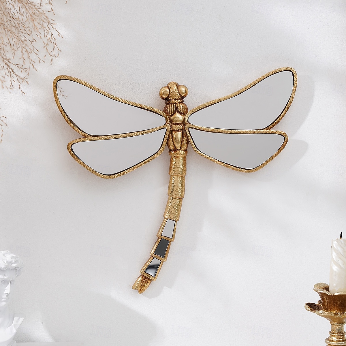 libellula dalla coda curva in resina color oro – decorazione murale a forma di insetto con finitura a specchio, da collezione per gli appassionati di insetti, ornamento creativo per la casa, le feste del 2025 a $23.99 –P4