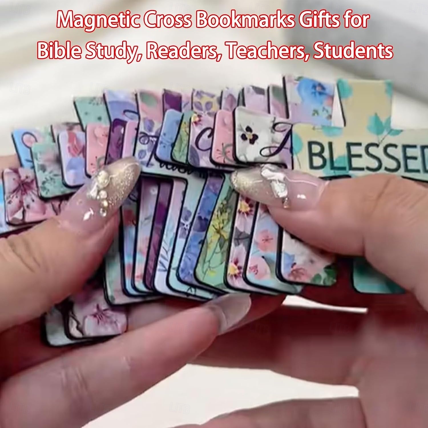 Marcadores magnéticos con forma de cruz (12, 16 y 24 unidades), ideales para el estudio bíblico, lectores, profesores y estudiantes. 2025 - $9.99 –P9