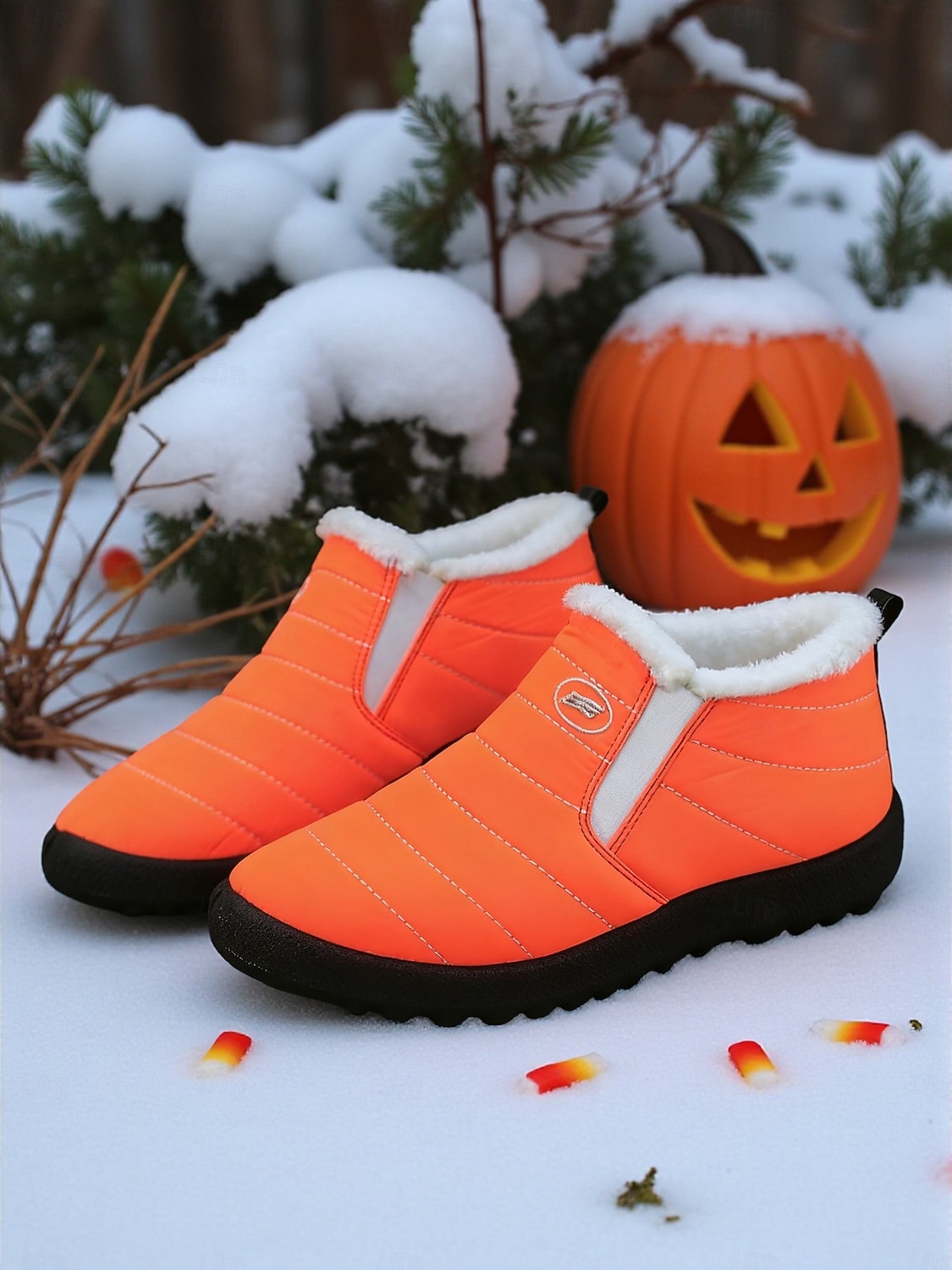 stivali da neve impermeabili arancioni da donna con calda fodera in peluche, scarpe invernali leggere e slip-on per il freddo all'aperto e in stile Halloween del 2026 a $19.99 –P5