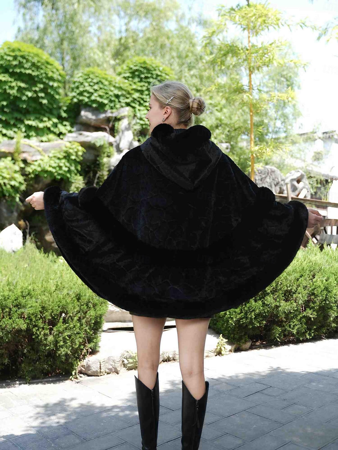 Kunstpelz-Umhänge Elegant warm halten Ärmellos Fledermaus Ärmel Polyester Hochzeit Schals Mit Unifarbe Für Besonderer Anlass Herbst Winter 2025 - $74.99 –P5
