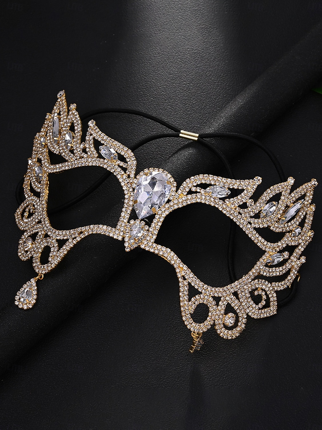 Женская роскошная маскарадная маска со стразами и кристаллами, элегантный аксессуар для костюмированных балов и вечеринок на Хэллоуин 2026 - $19.99 –P3