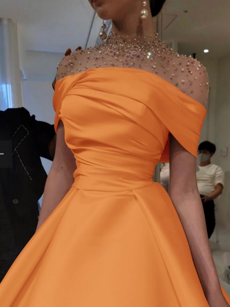 Ligne A Longueur au sol Robes de Bal Robe de Soirée Tenue de soirée Élégant Manche Courte Col Illusion Formel Satin avec Froncé Perlage de 2025 ? $169.99 –P12