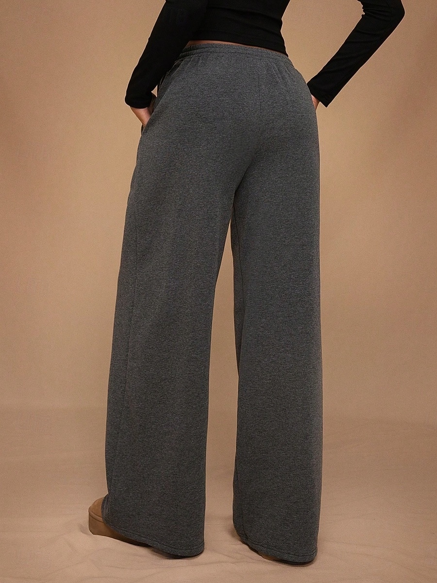 Femmes Joggings Jambe large Chinos Mode Streetwear Occasionnel Longueur complète Taille haute Uni Ceinture Élastique Confortable Doux Élastique Extérieur Rue Gris clair Noir Blanche Rouge Ét de 2026 ? $29.99 –P12