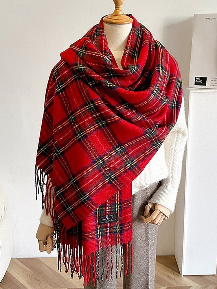 Juleruteskjerf til dame, varmt vinterskjerf med tartan og frynser, koselig motetilbehør til høytidsfester og utendørs bruk 2026 - $18.99 –P7