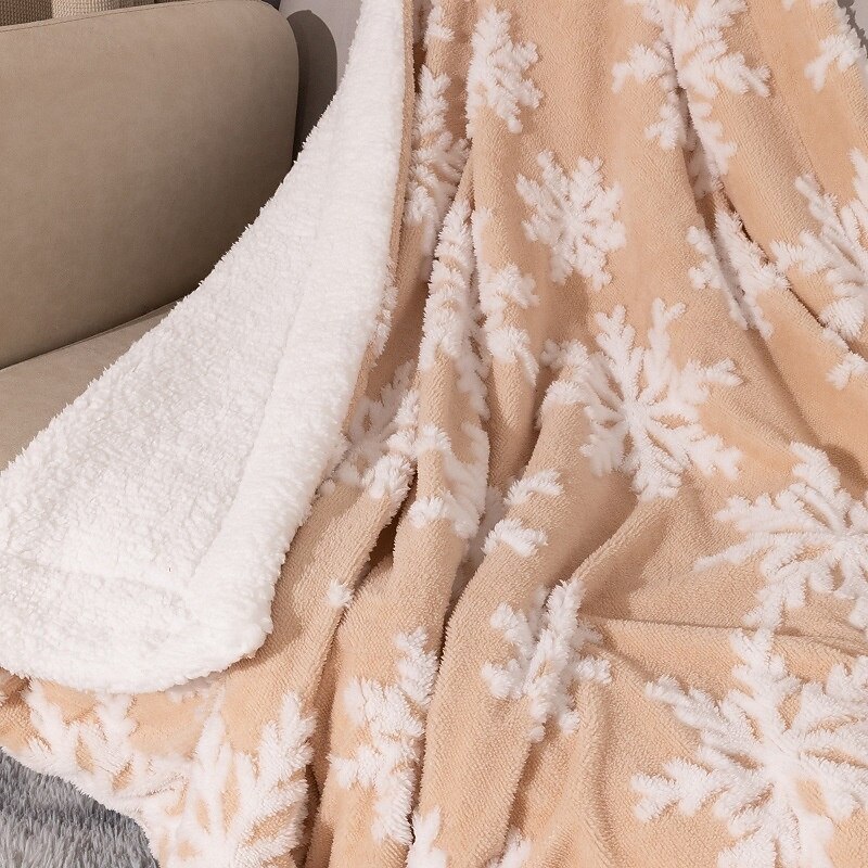 Cobertor de algodão macio e grosso de camada dupla para outono e inverno, manta de lã sherpa de Natal, colcha com estampa de floco de neve e capa de tatame de 2025 por $36.99 –P2