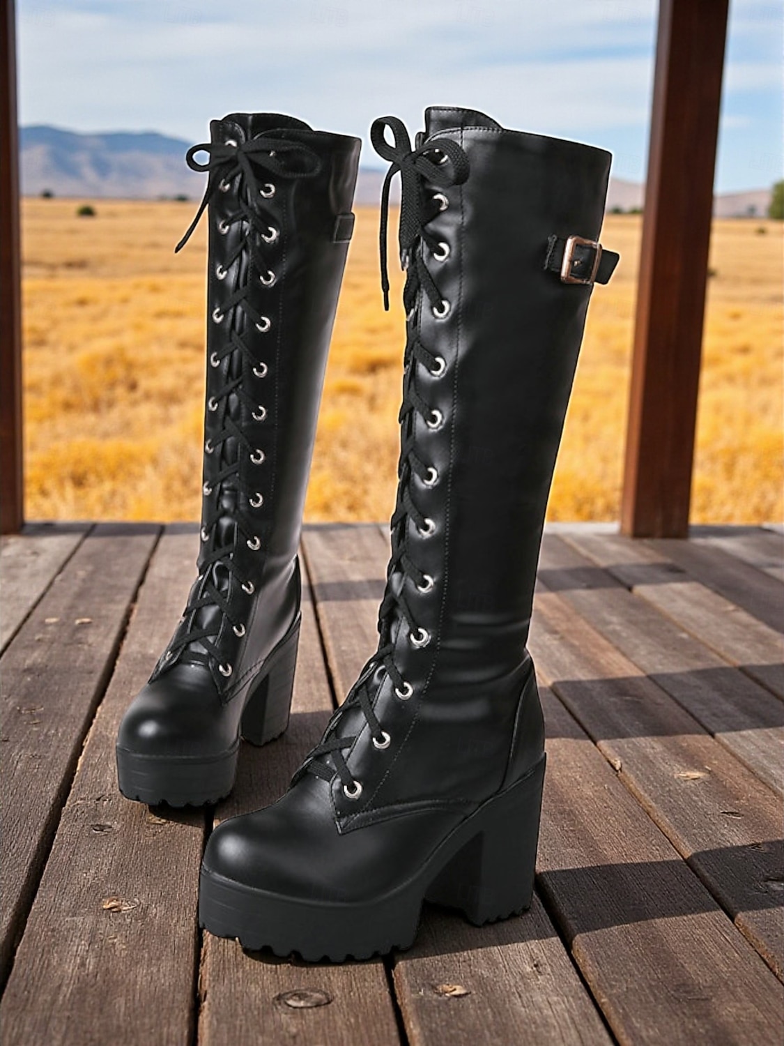 Bottes à lacets blanches à plateforme pour femmes, hauteur genou, avec talon carré et bride à boucle - Chaussures de mode rétro pour les fêtes, le cosplay et les soirées de 2026 ? $59.99 –P5