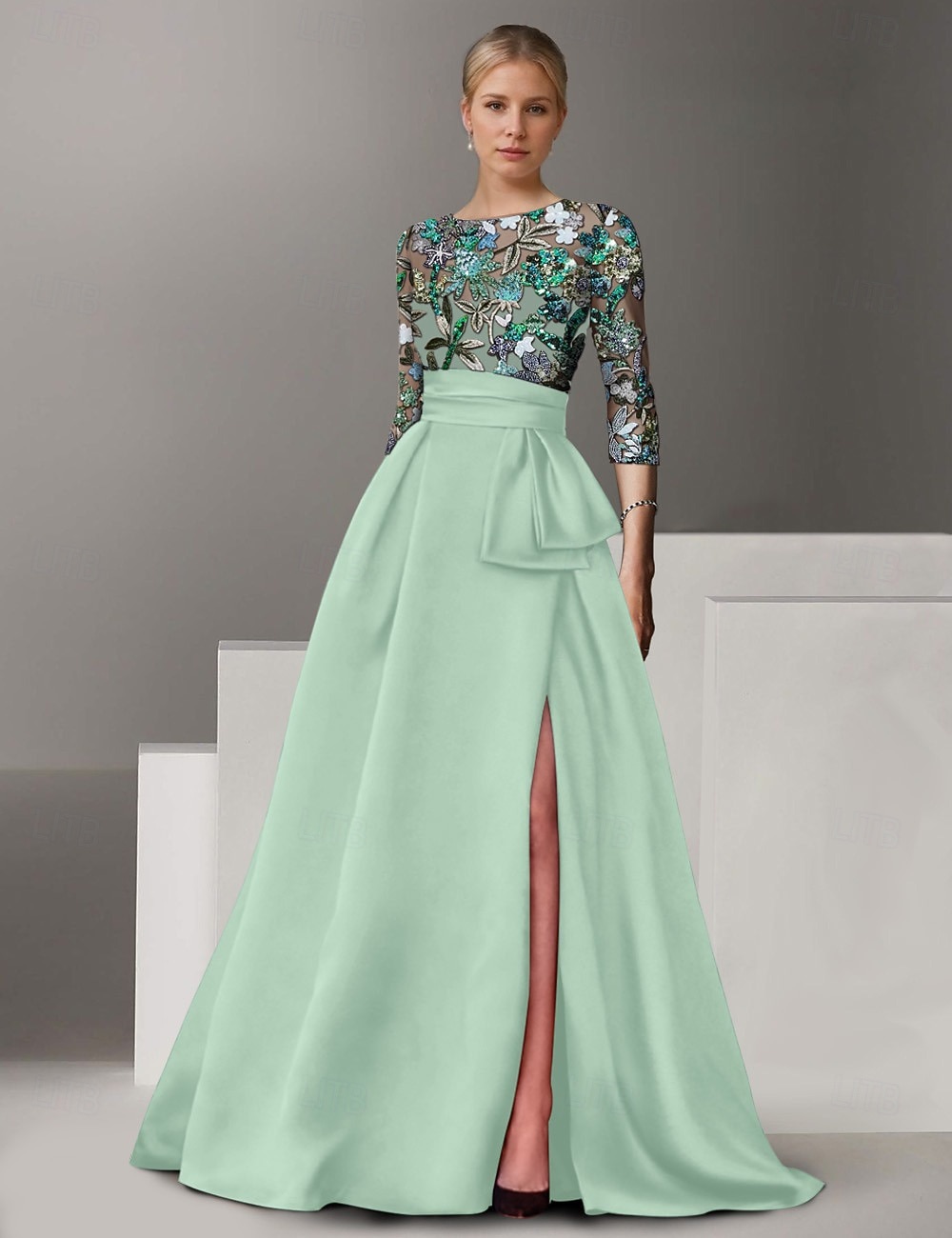 Abito da Sera A-Line Ricamato Floreale Elegante Formale Matrimonio Lungo Fino al Pavimento Mezza Manica Collo a Camicia di Satin con Fiocco(e) Spacco del 2025 a $159.99 –P13