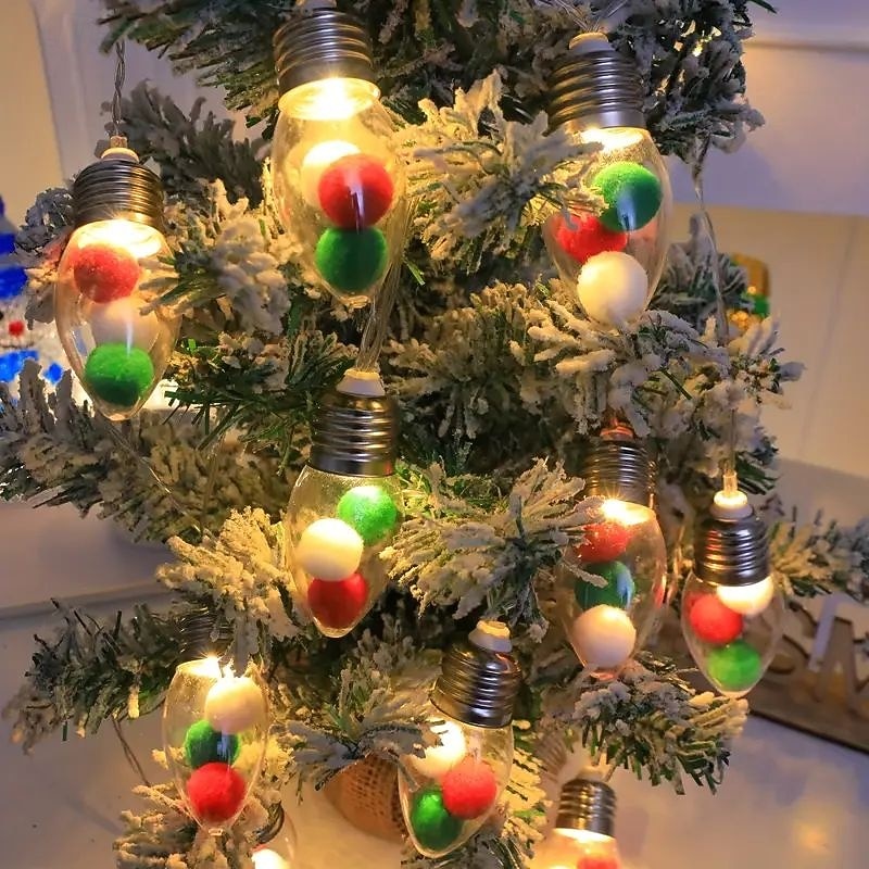 Guirlande lumineuse de Noël à ampoules, flocon de neige, sapin de Noël, 1,5 m, 10 LED, alimentée par piles, pour fête de Noël, fenêtre, balcon, porche de 2025 ? $15.99 –P11