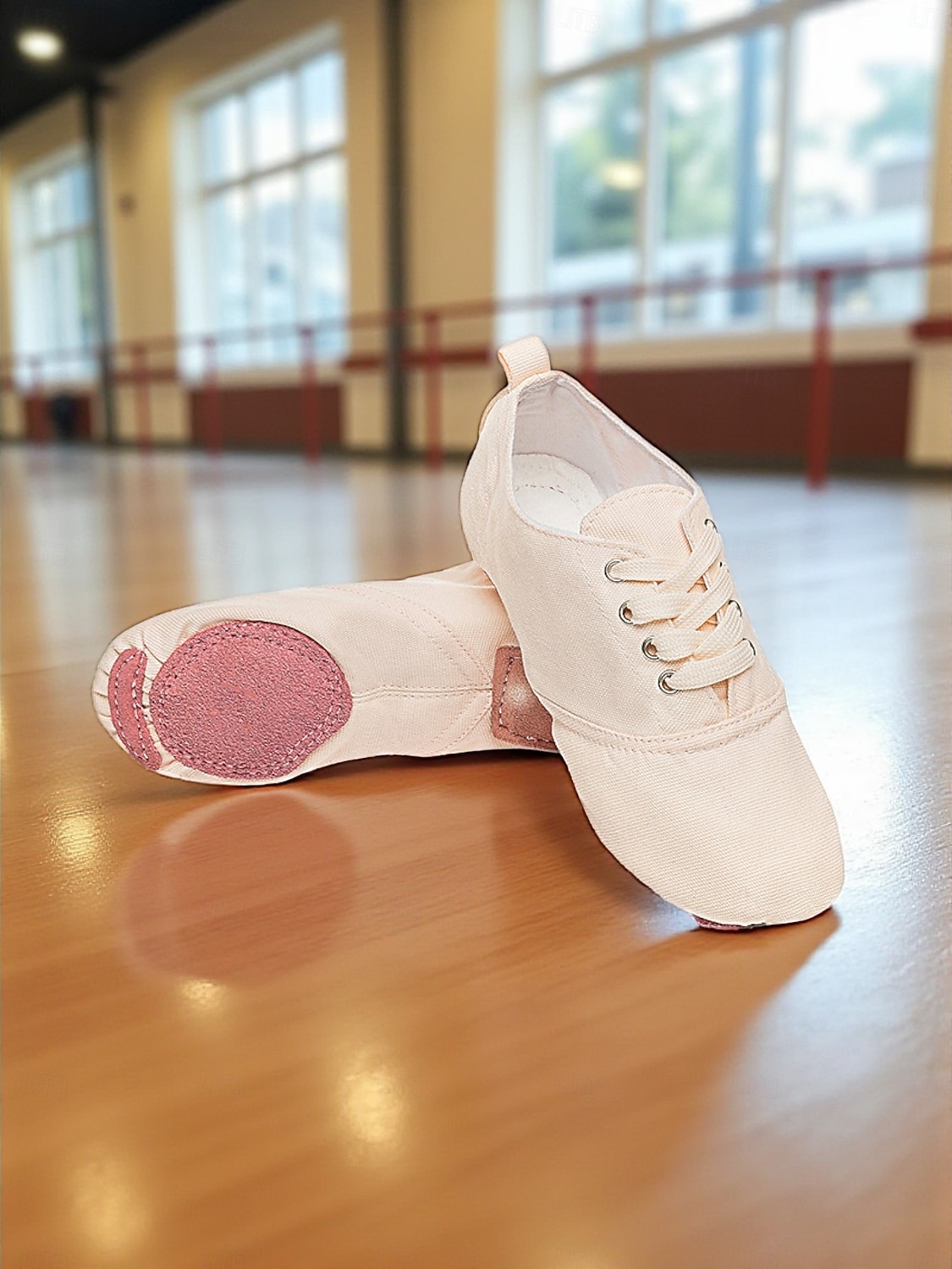 Women's Green Canvas Lace-Up Jazz Shoes - Lightweight Soft Sole Dance Sneakers for Practice and Stage Performance 2026 - $14.99 –P5