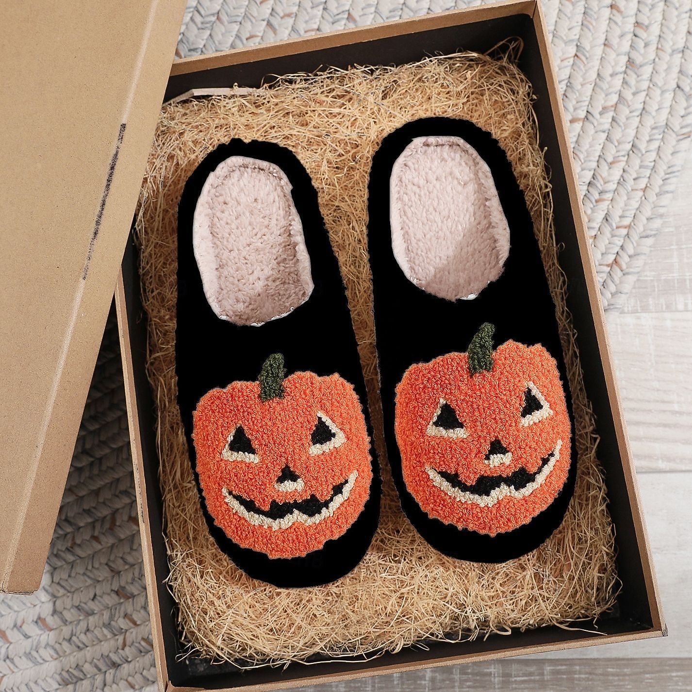 útulné podzimní halloweenské pantofle, roztomilé kreslené dýňové plyšové domácí boty, vtipné chlupaté domácí pantofle, teplé zimní domácí pantofle pro ženy a muže 2025 - $13.99 –P23