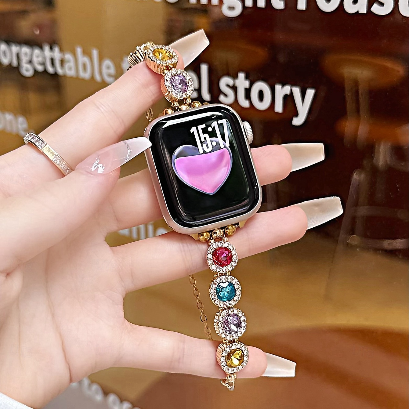 Pulseira de joias Compatível com Pulseira Apple Watch 38mm 40mm 41mm 42mm 44mm 45mm 49mm Feminino Purpurina Cristal Com Strass pulseira de substituição para iwatch Ultra 2 Series 9 8 7 SE 6 5 4 3 2 1 de 2026 por $17.99 –P12