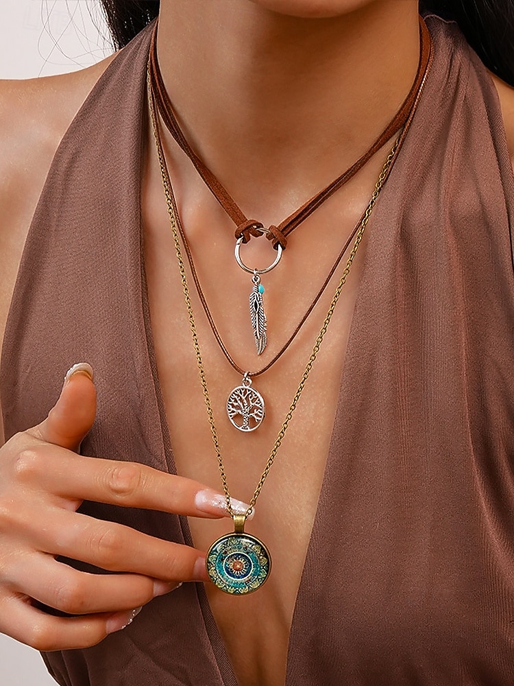 Γυναικείο μποέμ κολιέ με στρώσεις, τριπλό κόσμημα με φτερό, δέντρο της ζωής και vintage στρογγυλό γούρι για φεστιβάλ, πάρτι και casual ρούχα 2025 - $11.99 –P2
