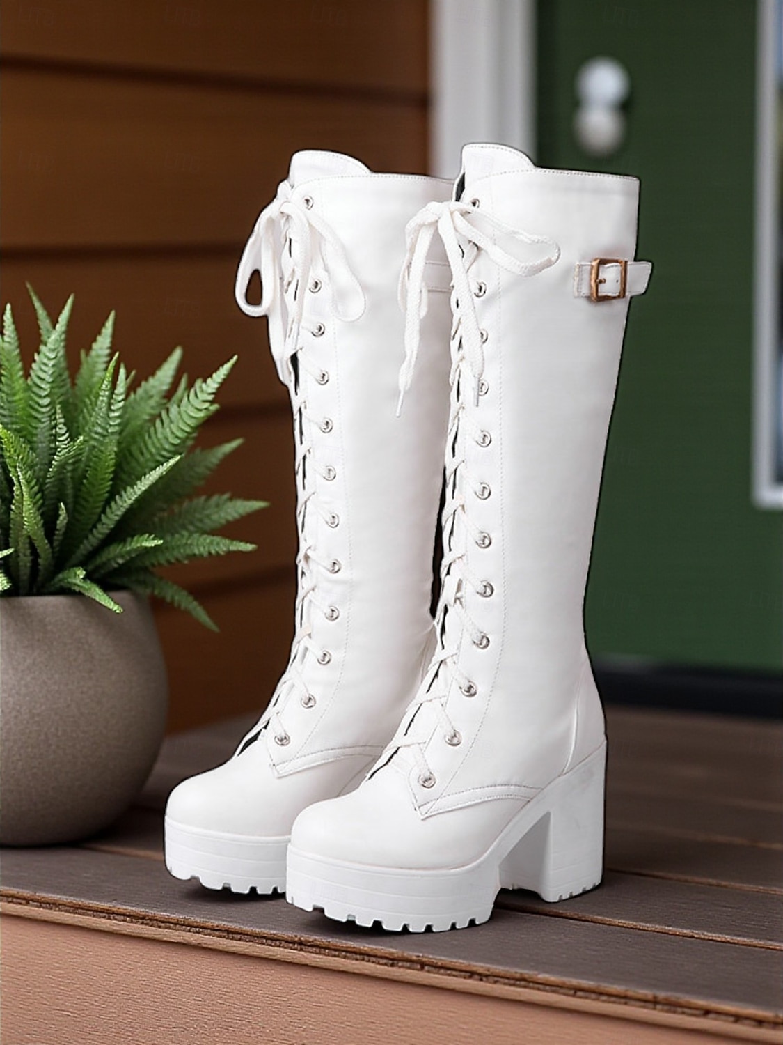 Bottes à lacets blanches à plateforme pour femmes, hauteur genou, avec talon carré et bride à boucle - Chaussures de mode rétro pour les fêtes, le cosplay et les soirées de 2026 ? $59.99 –P3