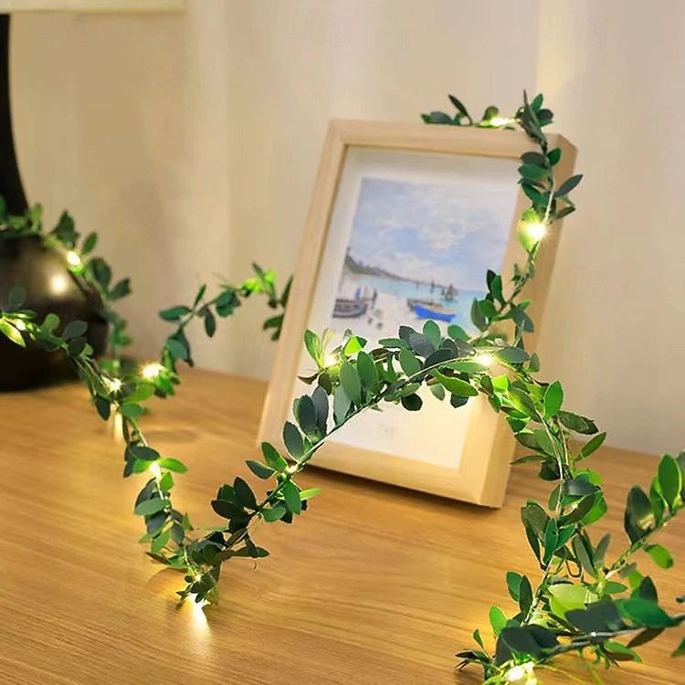 Luci a stringa di edera a LED solari da 5 m, 50 LED, impermeabili, per esterni, 8 modalità, luci artificiali a ghirlanda, luci fatate a forma di foglia verde, per casa, ufficio, camera da letto, del 2025 a $13.49 –P8