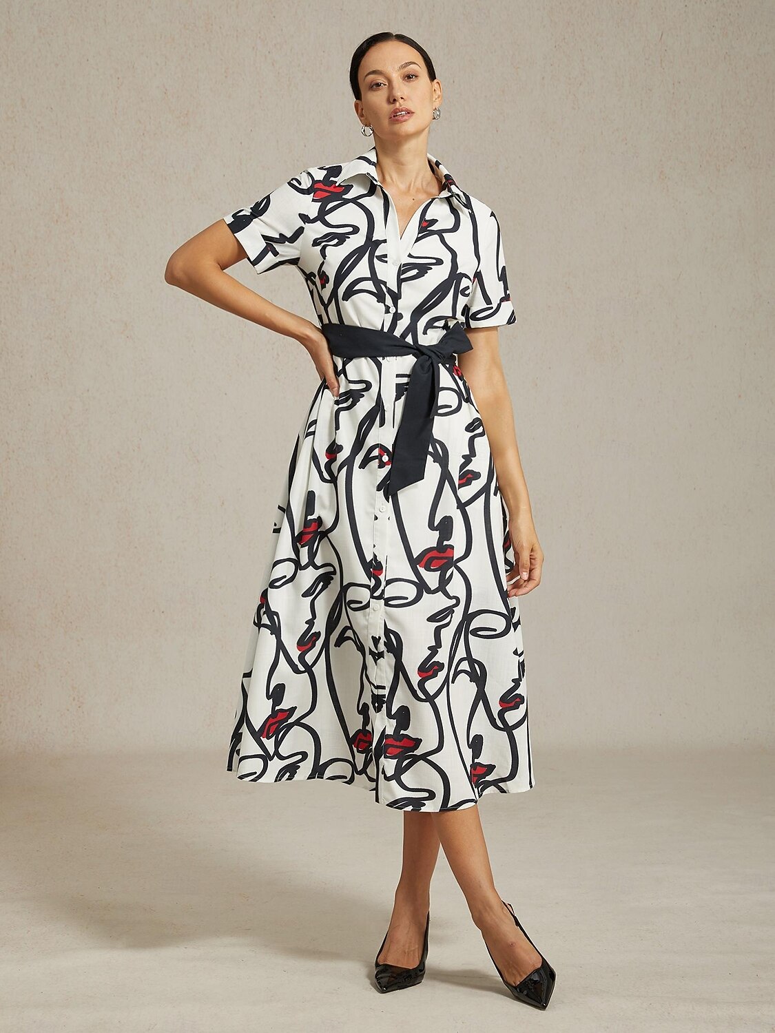 dam maxiklänningskjorta abstrakt ansiktskonst kortärmad avslappnad semester vår sommar 2025 - $22.99 –P3