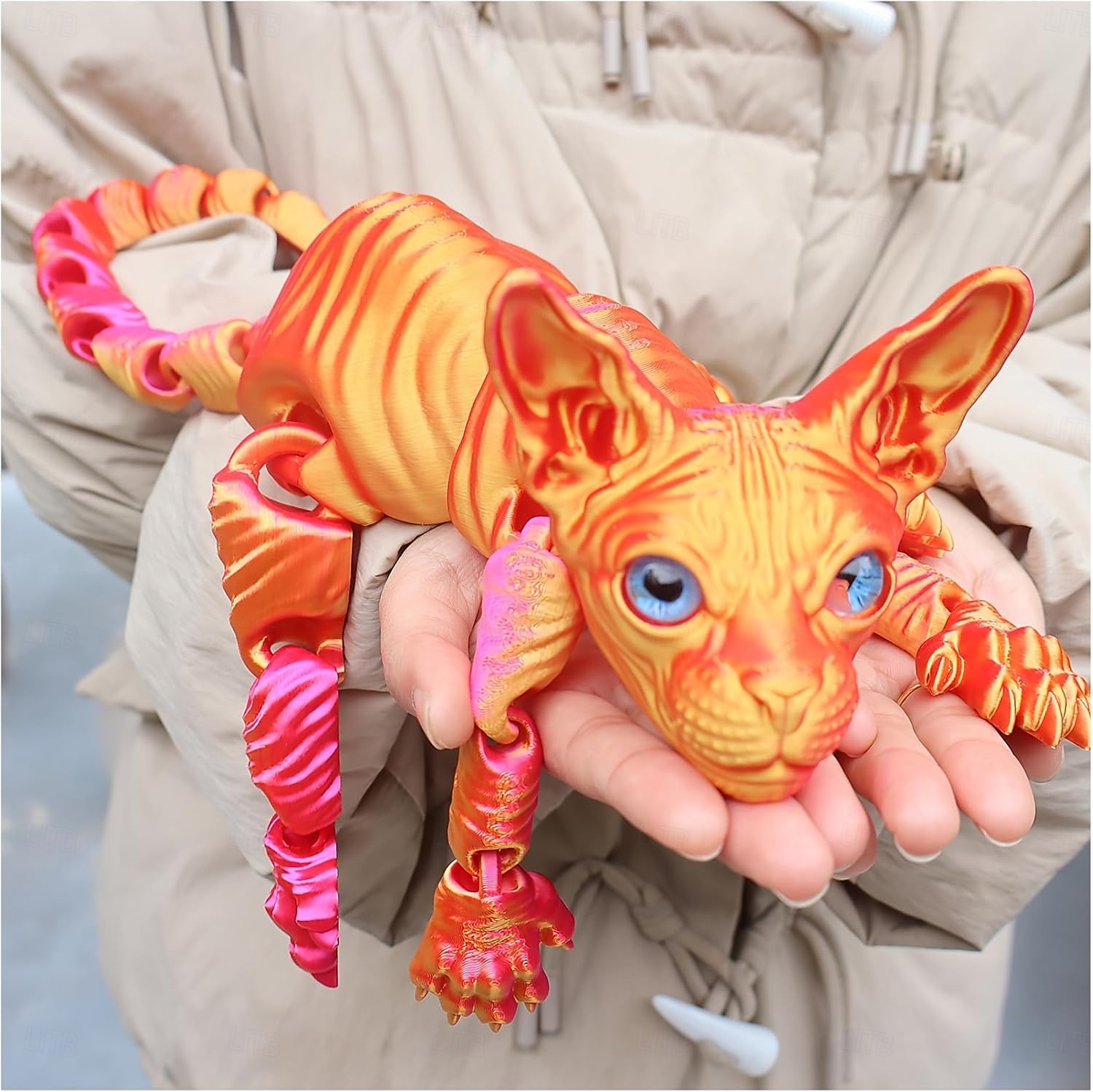 Decorazione realistica di un gatto snodato stampato in 3D, gatto sphynx stampato in 3D, animale antistress, scrivania, ufficio, arredamento per la casa, per amanti dei gatti e collezionisti. del 2026 a $19.99 –P13