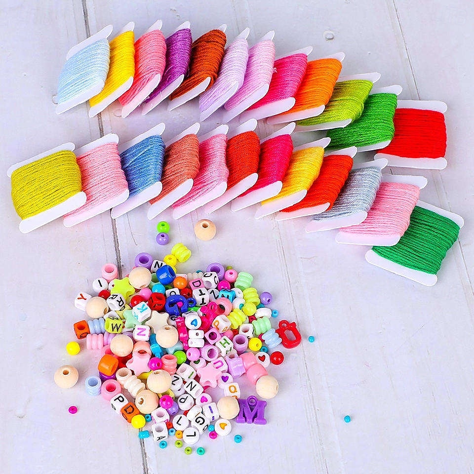 2026年 4655個のクレイビーズブレスレット作成キット収納ボックス付き、友情ジュエリー作り用のフラットプリプリービーズ、チャームが付いたポリマーヘイシービーズ10代の女の子向けのクラフト8〜12歳クリスマスギフト  コレクション – $52.99 –P5