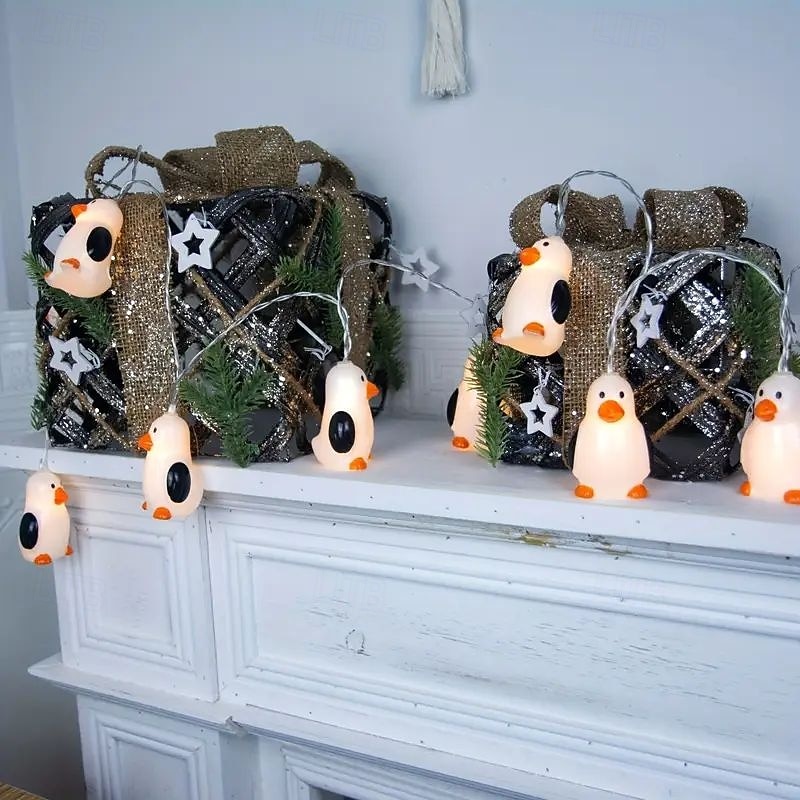Guirlande Lumineuse Pinguin Féérique 1.5m 10LEDs Alimentée par Pile Chambre d'Enfants Affichage à Domicile Fenêtre Fête d'Anniversaire Décoration Hivernale de 2026 ? $14.49 –P8