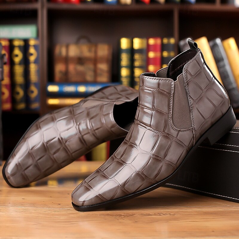 Botines Chelsea marrones con estampado de cocodrilo para hombre: botines de piel sintética con paneles laterales elásticos, botas de vestir de estilo vintage para oficina y noche. 2025 - $42.99 –P3