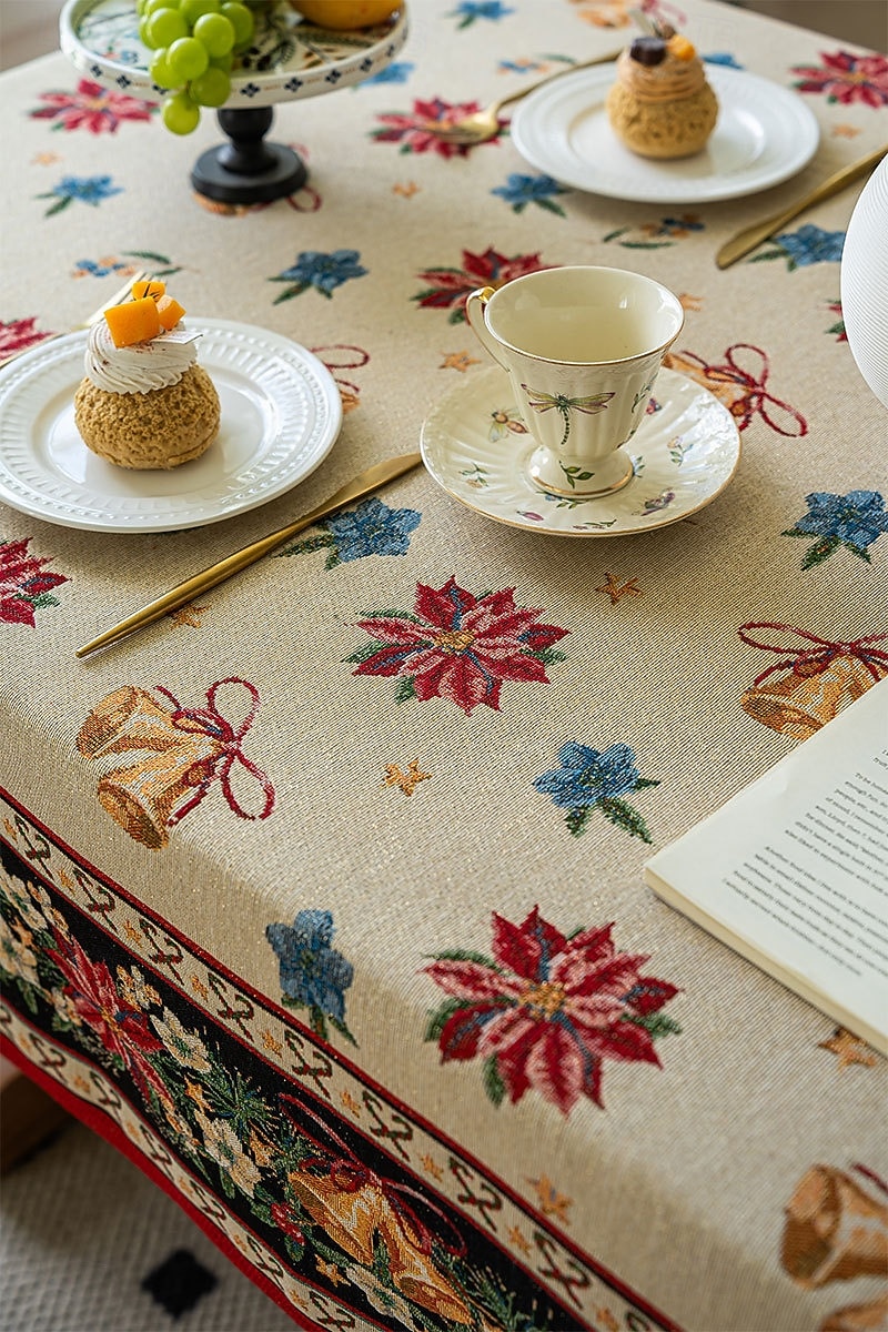 Nappe de Noël luxueuse élégant couvre-table rectangulaire rouge nappe pour table de thé de vacances linge de table décoratif de Noël de 2025 ? $12.99 –P1