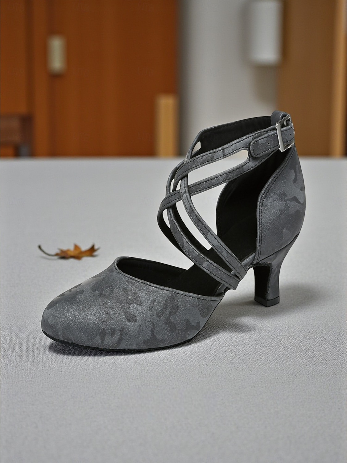 Roze dansschoenen met kruisbandjes voor dames - professionele ballroom latin hakken voor optredens en feestjes 2026 - $59.99 –P4