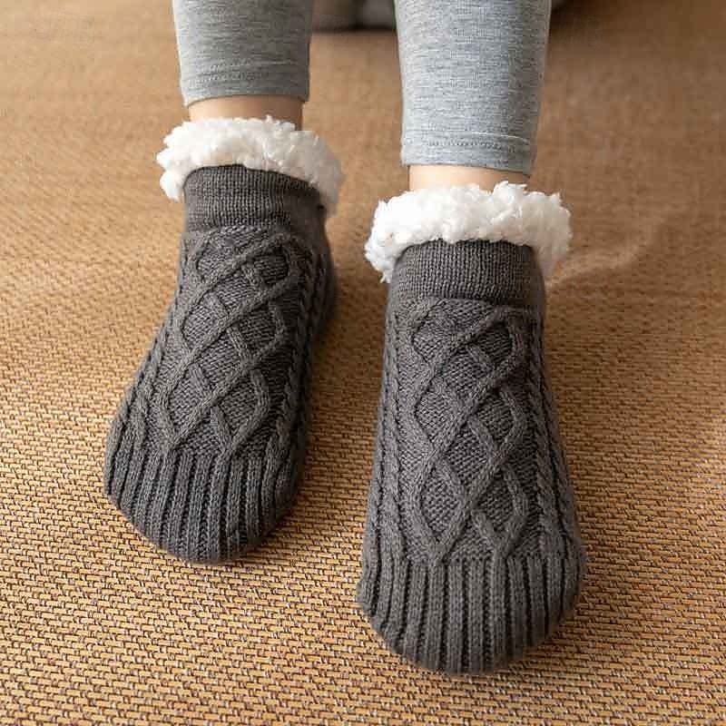 Men's 1 Pair Socks Sherpa Lined Socks Casual Socks Winter Socks Black Wine Color Plain Vacation Daily Knitted Warm Winter Fashion Casual 2026 - $8.99 –P7