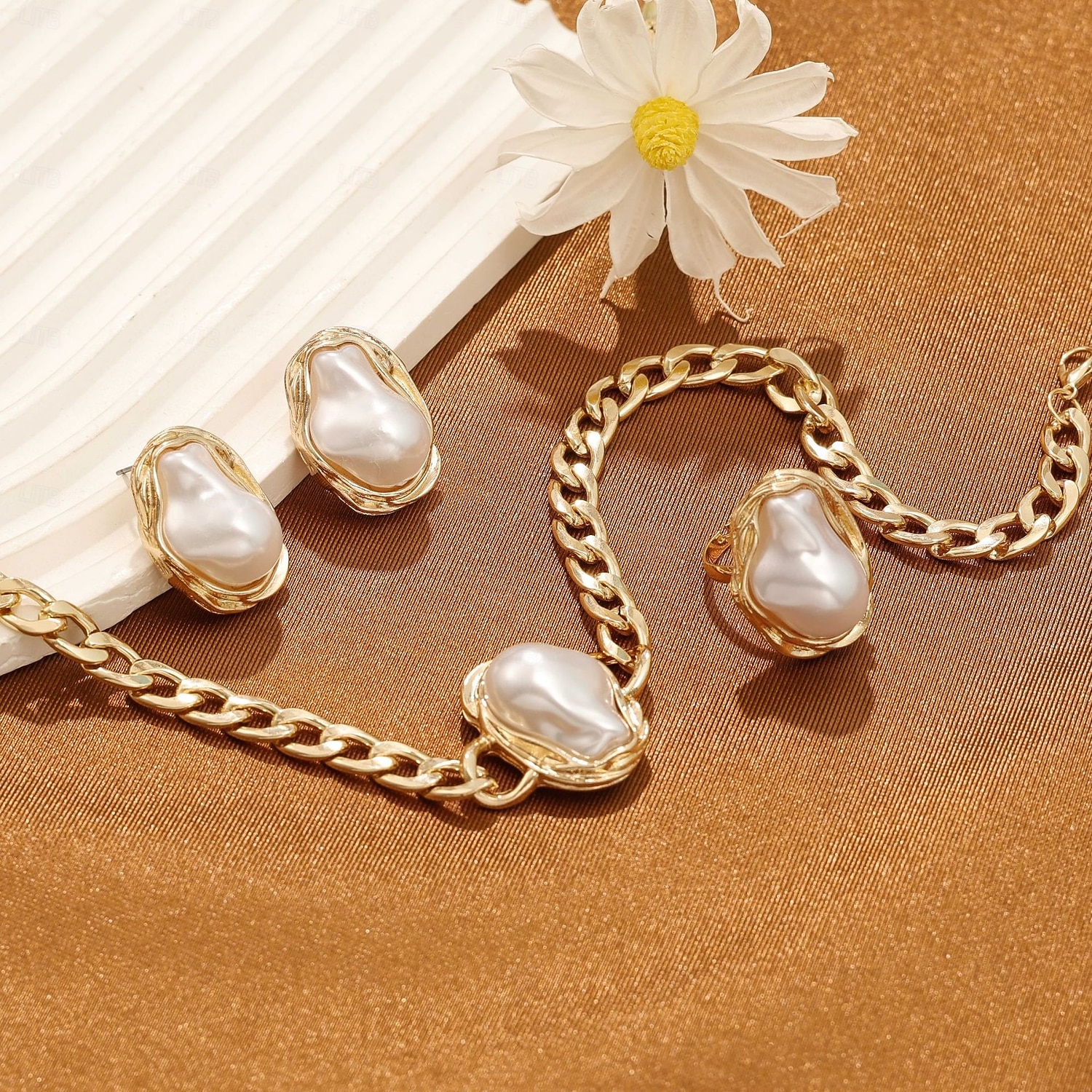 Women's Gold Pearl Jewelry Set for Party - Chunky Chain Necklace, Statement Earrings, Bracelet and Ring, Baroque Style Elegant Accessories for Evening & Formal Events 2026 - $14.99 –P2