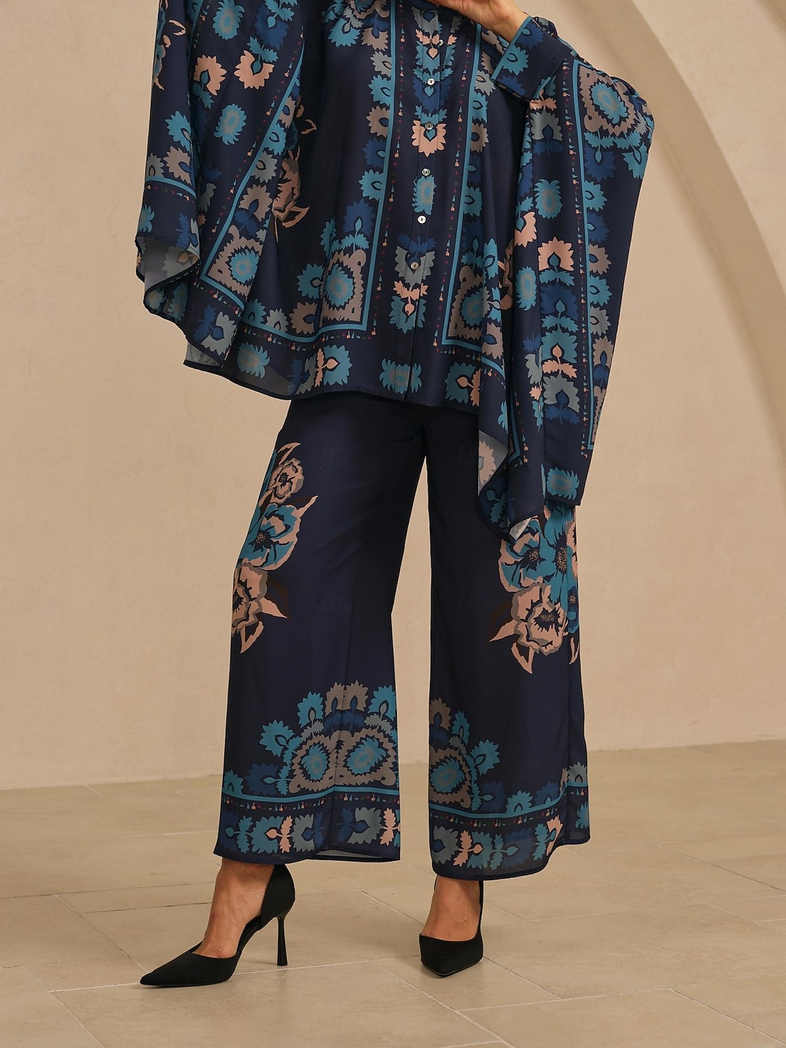 Calças femininas de pernas largas, chiffon, estampa floral havaiana étnica, cintura elástica, casual, férias, primavera, verão, outono de 2026 por $79.99 –P1