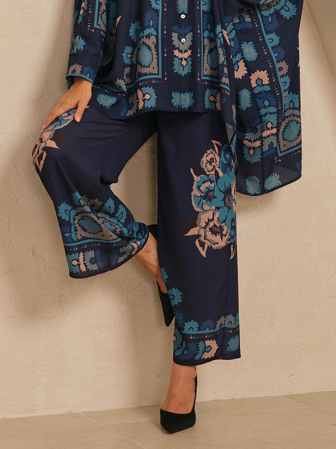 Calças femininas de pernas largas, chiffon, estampa floral havaiana étnica, cintura elástica, casual, férias, primavera, verão, outono de 2026 por $79.99 –P2