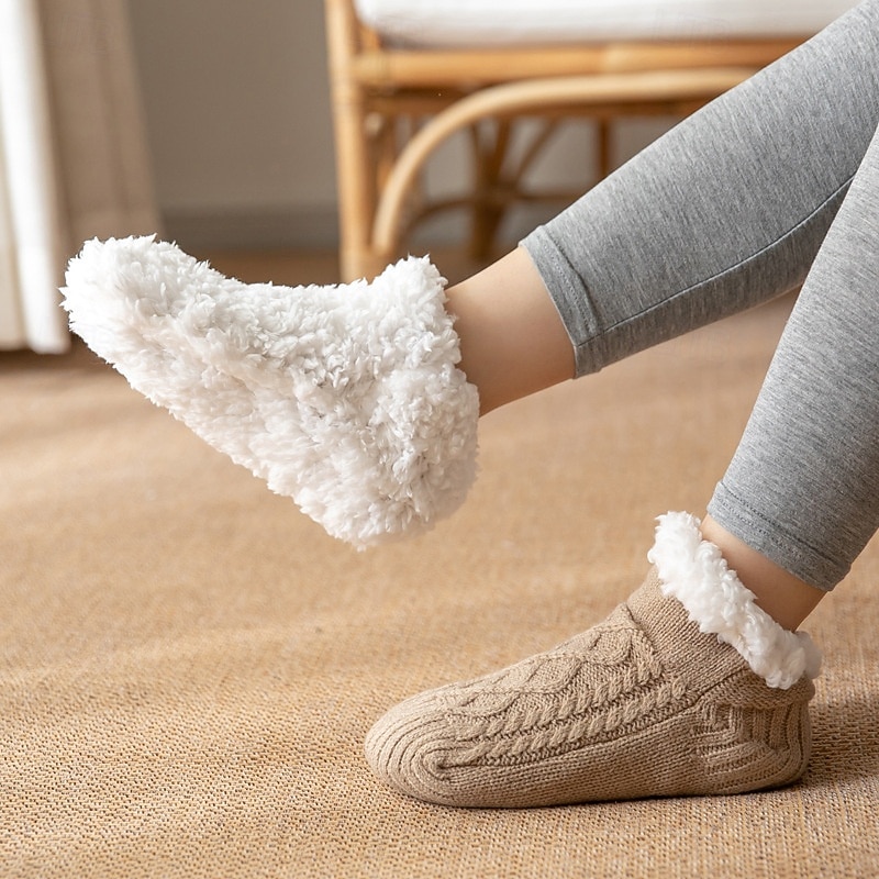 Men's 1 Pair Socks Sherpa Lined Socks Casual Socks Winter Socks Black Wine Color Plain Vacation Daily Knitted Warm Winter Fashion Casual 2026 - $8.99 –P6