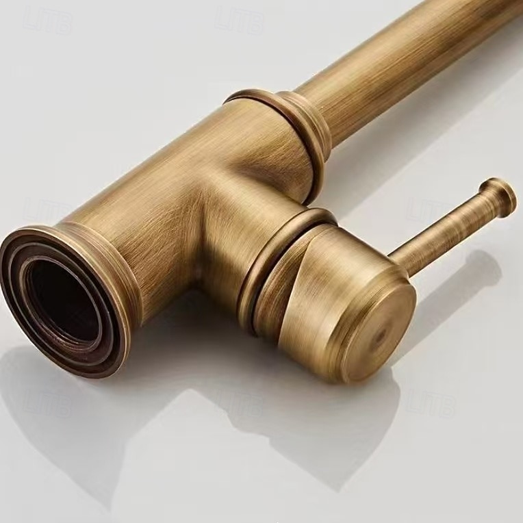 2026年 水栓 - シングルハンドルつの穴 電気メッキ プルアウト / プルダウン センターセット レトリ／ヴィンテージ Kitchen Taps  コレクション – $153.99 –P10