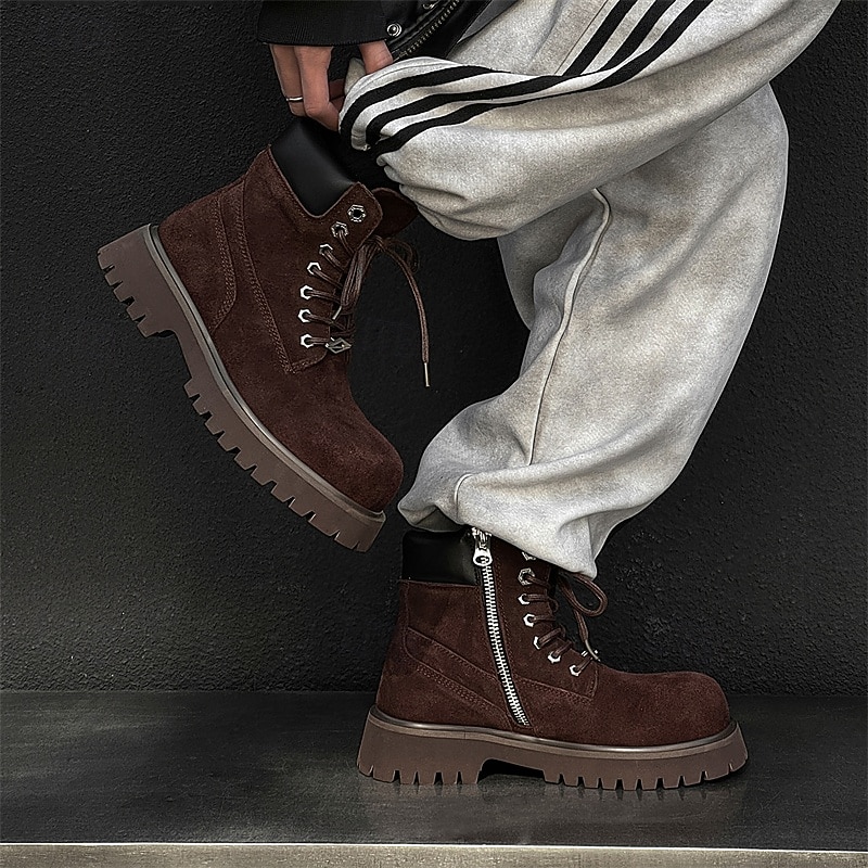 Ανδρικά χακί σουέτ μποτάκια εργασίας μέχρι τον αστράγαλο με στιβαρή σόλα και απαλή εσωτερική επένδυση, ελαφριά, casual μπότες εξωτερικού χώρου για φθινοπωρινή και χειμερινή χρήση. 2026 - $79.99 –P8