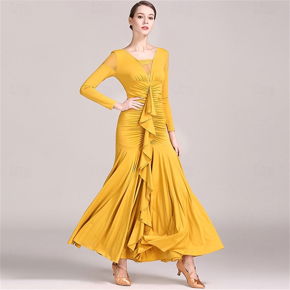 grünes Gesellschaftstanzkleid mit langen Ärmeln, gerüschten Details und Rüschenrock für eleganten Latein &Ballsaalaufführung 2026 - $129.99 –P7