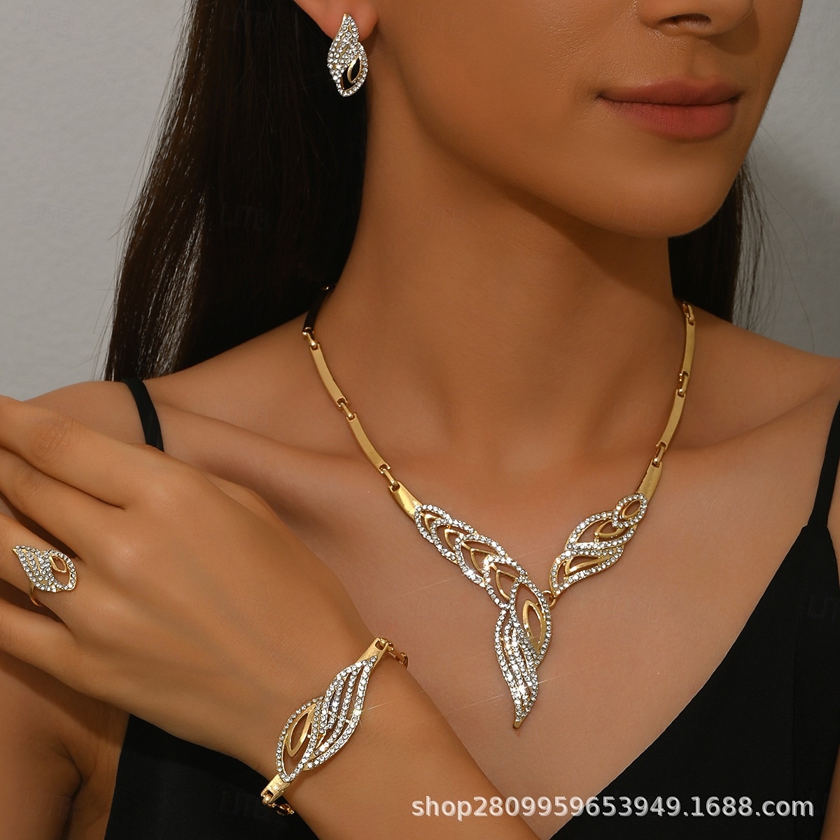 Vergoldetes Damen-Schmuckset mit Strasssteinen, elegante 4-teilige Halskette, Armband, Ohrringe &Ringset für Partys, Hochzeiten &Abendveranstaltungen 2026 - $14.99 –P2