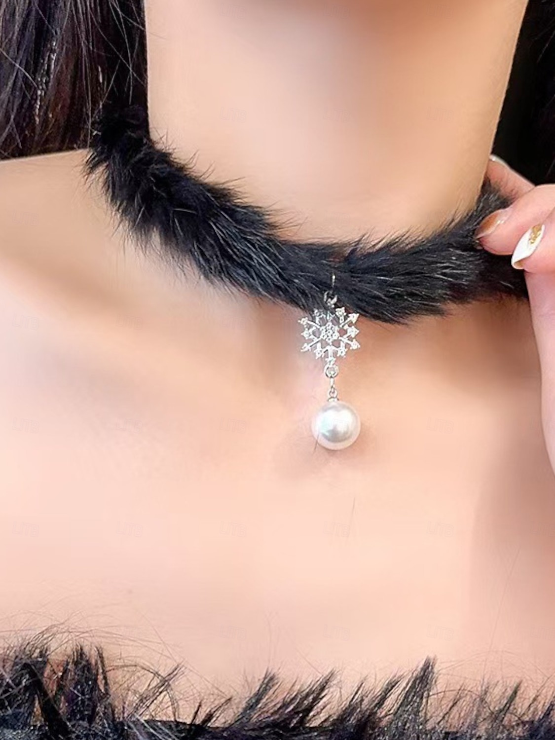 Kerstchoker met fluwelen strik voor dames, met imitatiebont en gouden bel, feestelijke feestdagenhalsketting voor kerstfeestjes en wintervieringen 2026 - $7.99 –P2