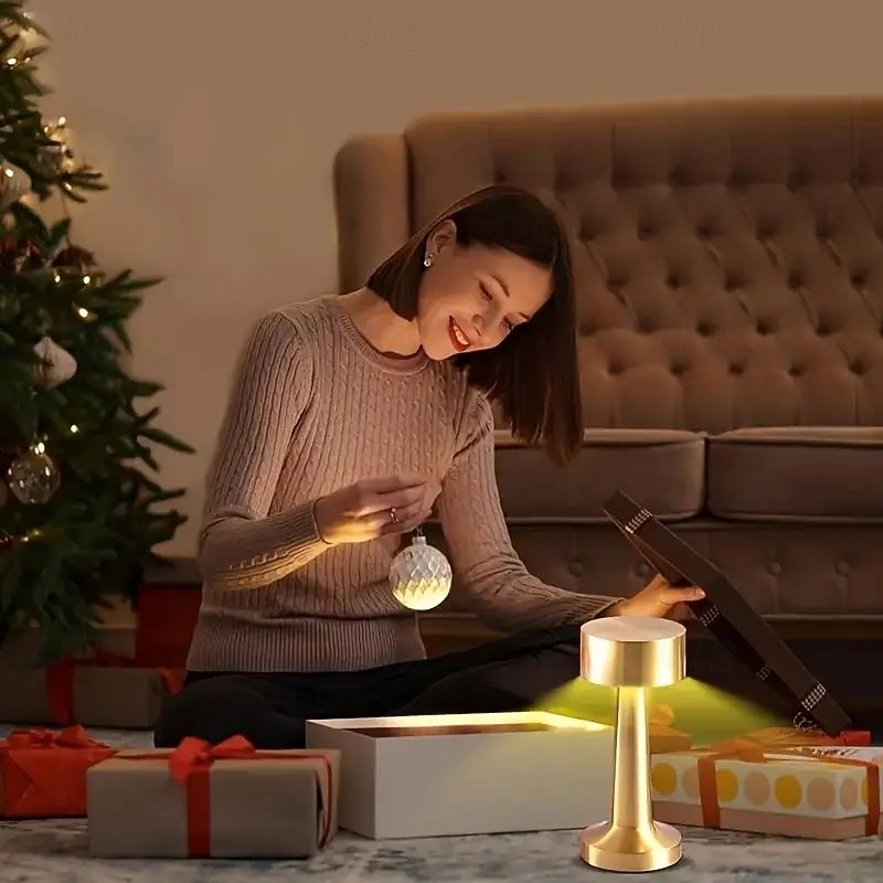 Nowoczesna, minimalistyczna metalowa lampa stołowa do biura, z funkcją oświetlenia, sterowana dotykowo, z możliwością ładowania, z 3-stopniową regulacją jasności, do biura, sypialni, gabinetu, na 2026 - $13.49 –P4