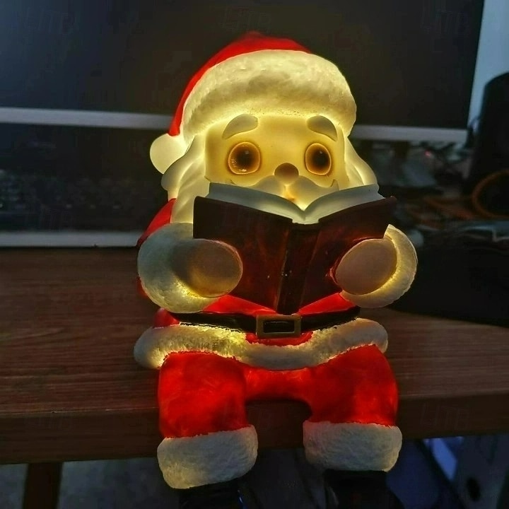 Vánoční světla Santa Claus čtou knihu lampa Santa čtou knihu lampa roztomilá osvětlená socha Santa vintage vánoční stolní dekor vintage noční světlo pro vánoční párty domácí dekoraci 2025 - $41.99 –P4