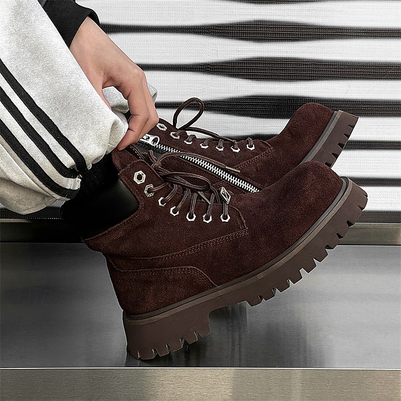 Ανδρικά χακί σουέτ μποτάκια εργασίας μέχρι τον αστράγαλο με στιβαρή σόλα και απαλή εσωτερική επένδυση, ελαφριά, casual μπότες εξωτερικού χώρου για φθινοπωρινή και χειμερινή χρήση. 2026 - $79.99 –P7