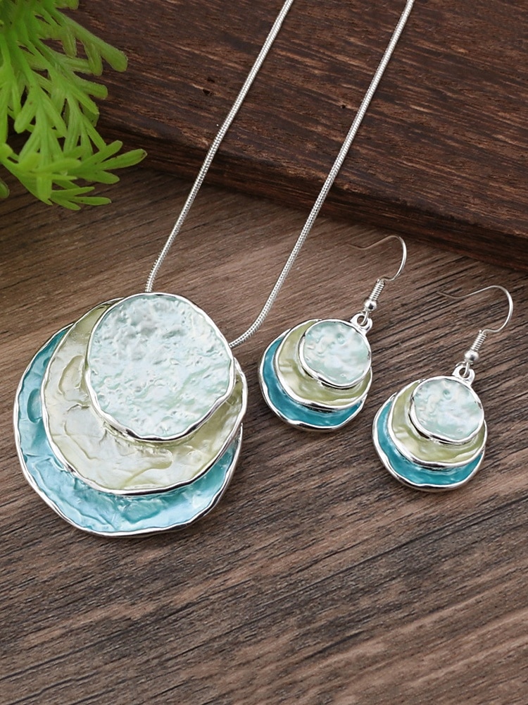 Naisten boheemi kerrostettu riipuskaulakoru ja roikkuvat korvakorut – hohtava simpukkakuvio, näyttävä koru rentoon ja juhlaan. 2026 - $18.99 –P7