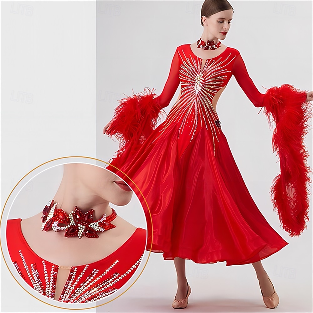 Robe de danse de salon pour femme, manches en plumes et strass, tenue de compétition de valse et de tango, avec dos transparent – rouge de 2026 ? $548.09 –P10