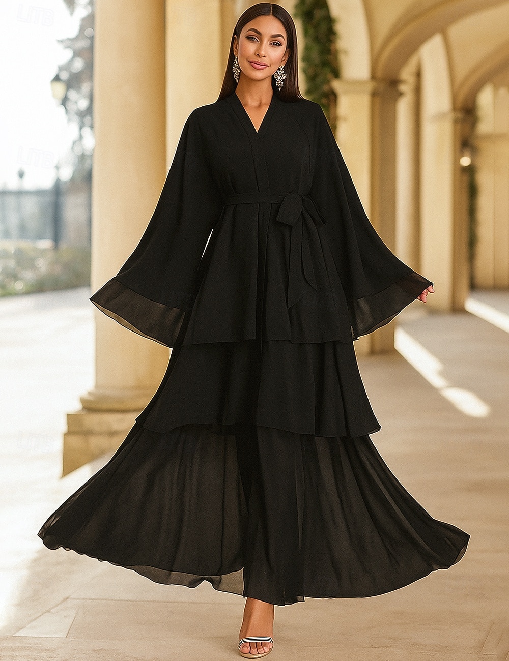 Abito da matrimonio a lunghezza terra A-Line Abiti formali Abito a strati Abito per madre della sposa Maniche lunghe Collo a V Elegante Vintage Festa Chiesa Chiffon con rouches a cascata del 2026 a $172.99 –P3
