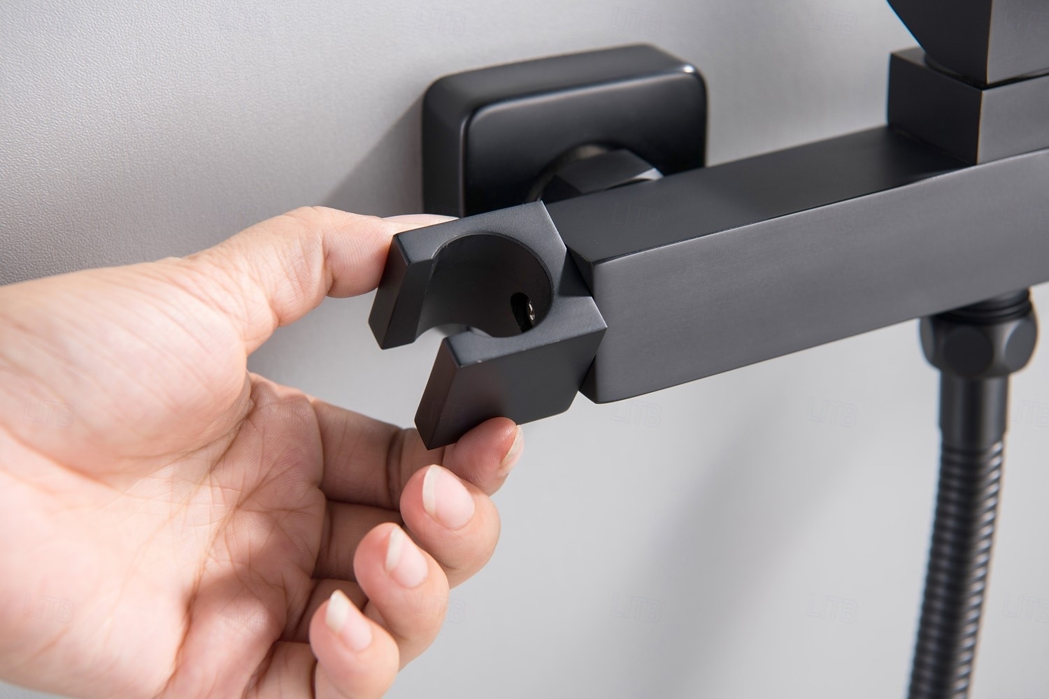 Биде кран черный Самоочищение Современный 2026 - $307.79 –P13