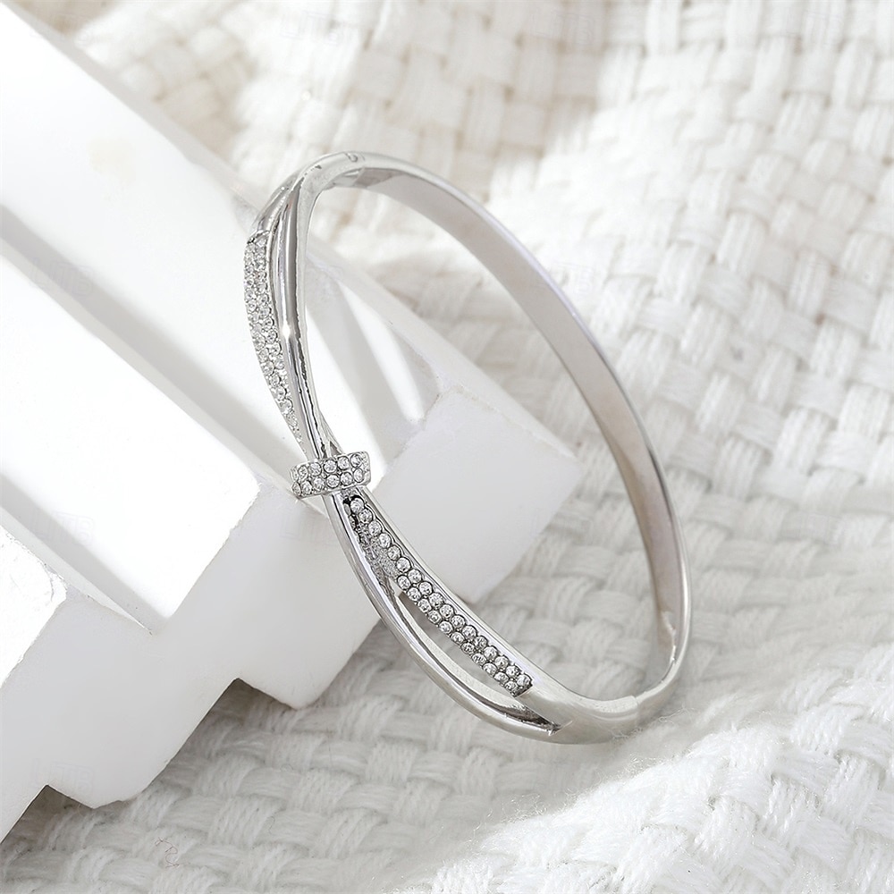 Zircon Vintagestil Klassisk Alfabetet form söt stil Personlig Enkel Krom Armband Smycken Silver / Guld Till Bröllop Fest Förlovning Bal 2026 - $10.99 –P3