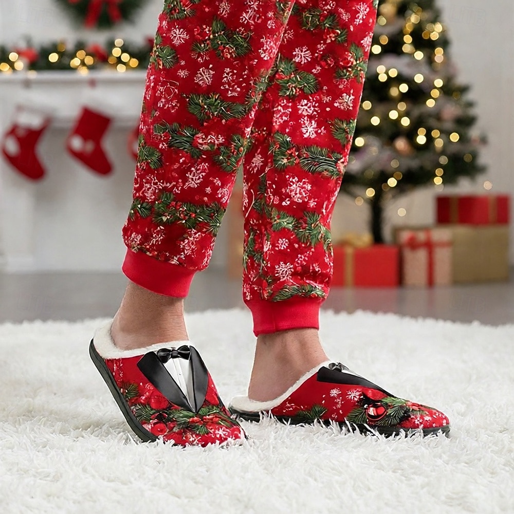 Chaussons imprimés smoking de Noël pour hommes - Design smoking classique, pantoufles doublées de peluche pour hommes, thème des fêtes pour les fêtes de Noël, détente et cadeaux de vacances de 2026 ? $24.99 –P1