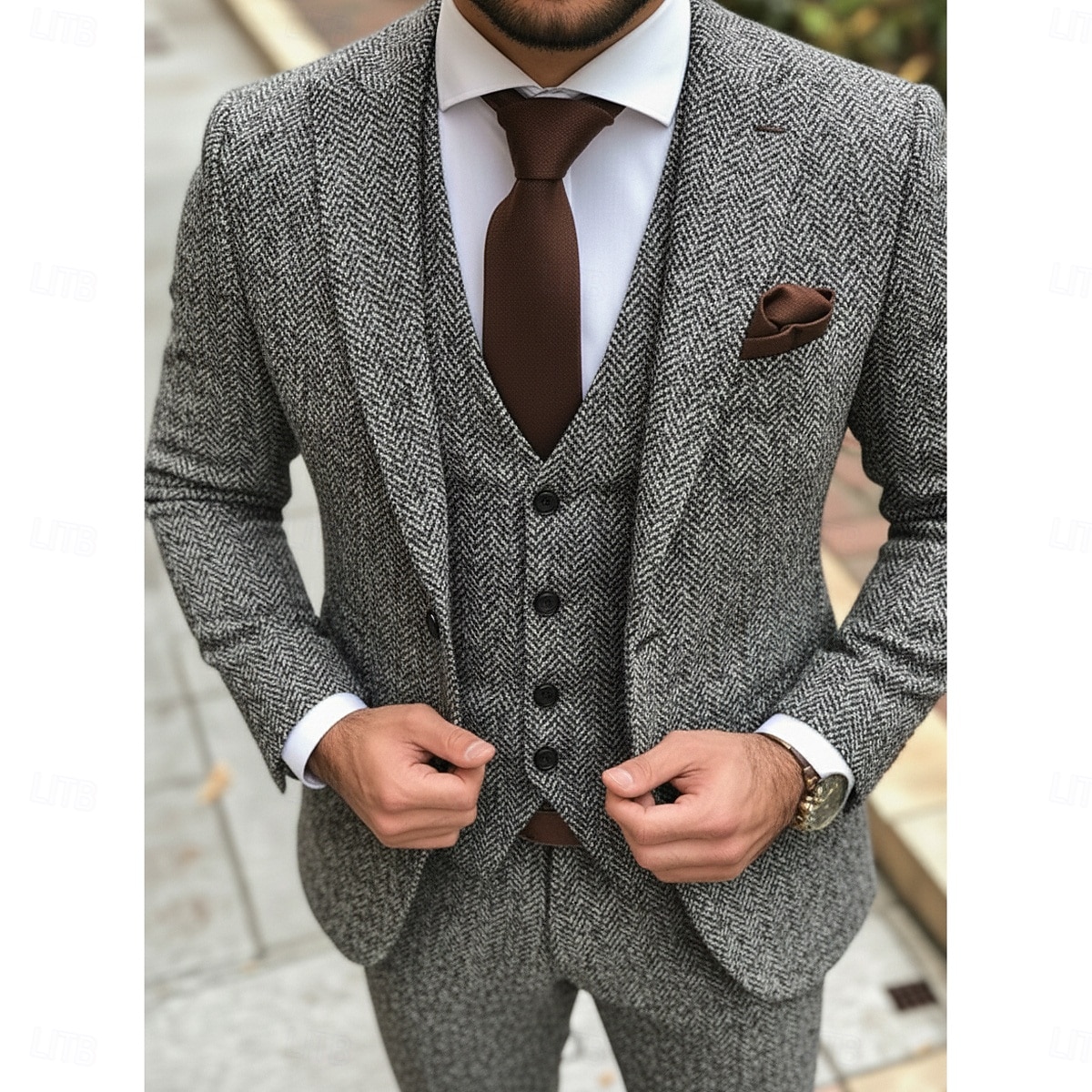 2026年 男性用 ツイードスーツ カジュアル ビジネス ブラック グレー 秋 スーツ ピークドラペル フォーマル ヘリンボーン テイラーフィット 3点セット シングルブレスト 一つボタン  コレクション – $139.99 –P1