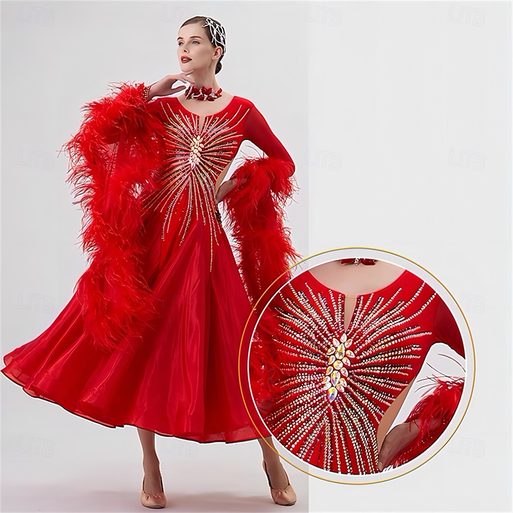 Robe de danse de salon pour femme, manches en plumes et strass, tenue de compétition de valse et de tango, avec dos transparent – rouge de 2026 ? $548.09 –P9