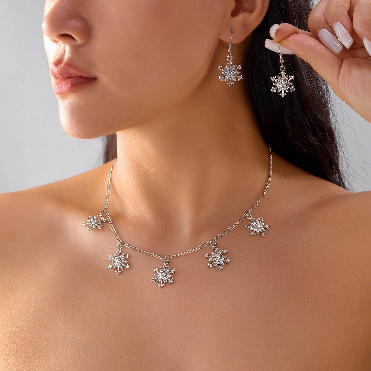 Parure De Bijoux De Noël Pour Femme (Collier + Boucles D'Oreilles) - Motifs Flocons, Cloches, Strass - Cadeau Fêtes