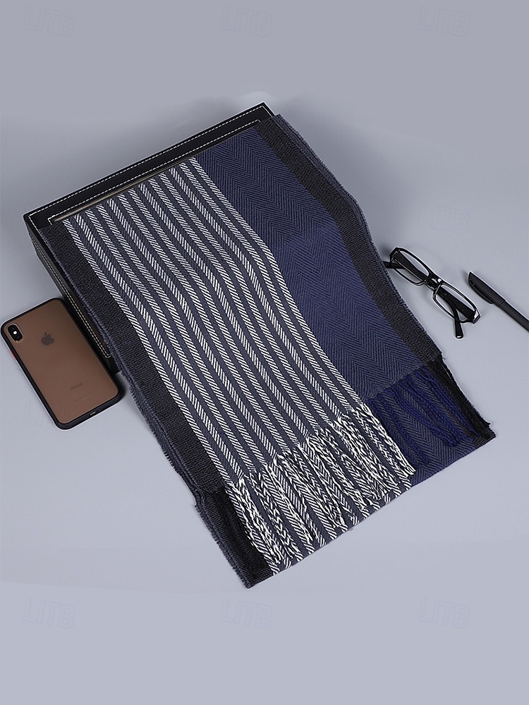 Pánská vánoční kostkovaná šála – stylová polyesterová šála s třásněmi – dostupná v několika barvách – teplý sváteční doplněk pro muže 2026 - $11.99 –P9