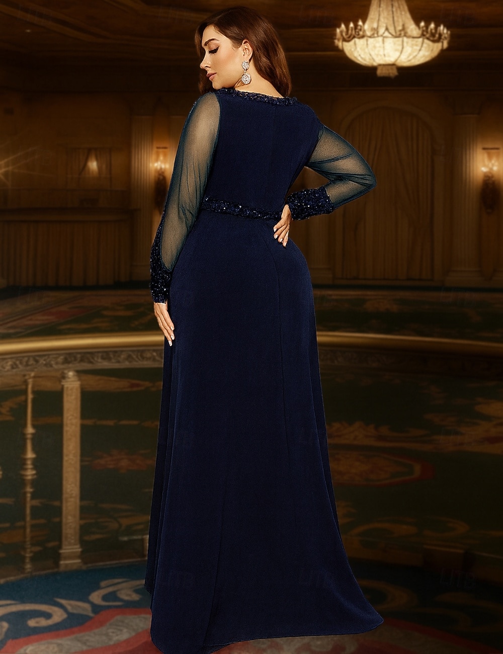 A-linja Kokopitkä Muodollinen mekko Iltapuku Pitkähihainen Tiukka pyöreä kaula-aukko Tyylikäs Vintage Plus-koko Polyesteri Morsiammen äidin asu kanssa Paljeteilla 2025 - $69.99 –P2