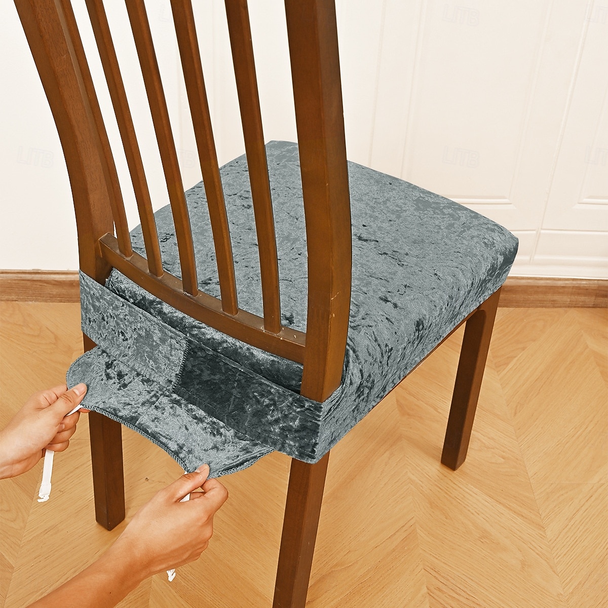 Pokrowce na siedzenia do jadalni, rozciągliwy aksamit, złota tkanina w diamenty, podwójnie elastyczny pokrowiec na stołek z klamrą i językiem, antypoślizgowy pokrowiec na krzesło, dekoracja do hotelu 2025 - $7.99 –P1